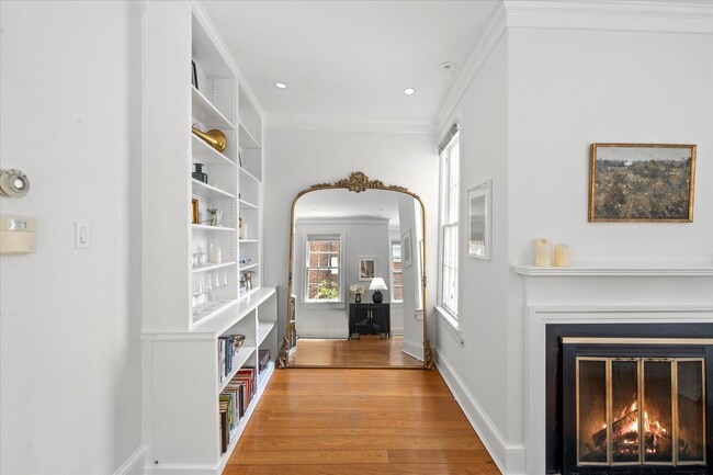 Building Photo - 1647 34th St NW