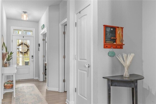 Building Photo - 608 Rhema Rd