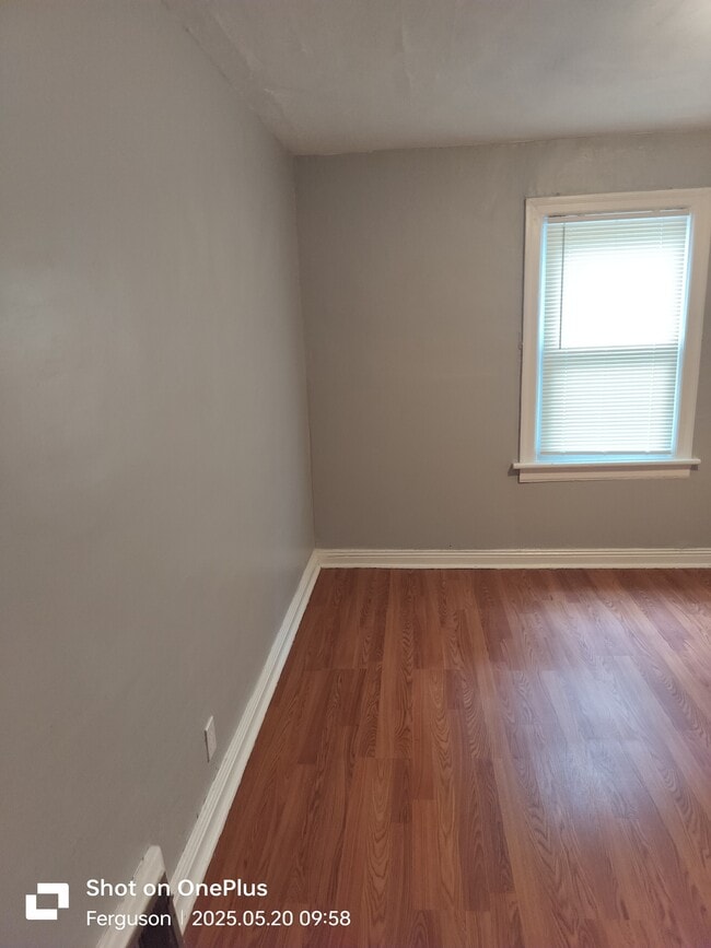 Building Photo - 811 Arline Dr