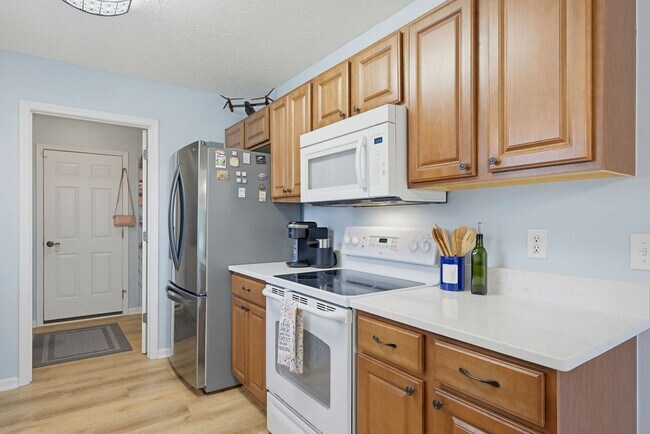 Building Photo - Beautiful home in The Neighborhoods of Holly Ridge