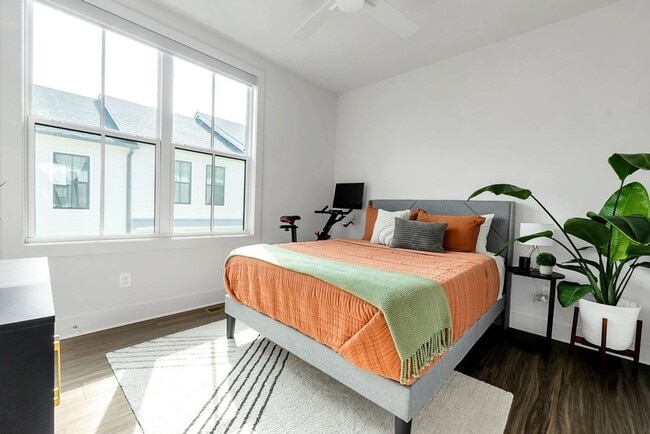 Building Photo - 1249 Zucchini Cir SE