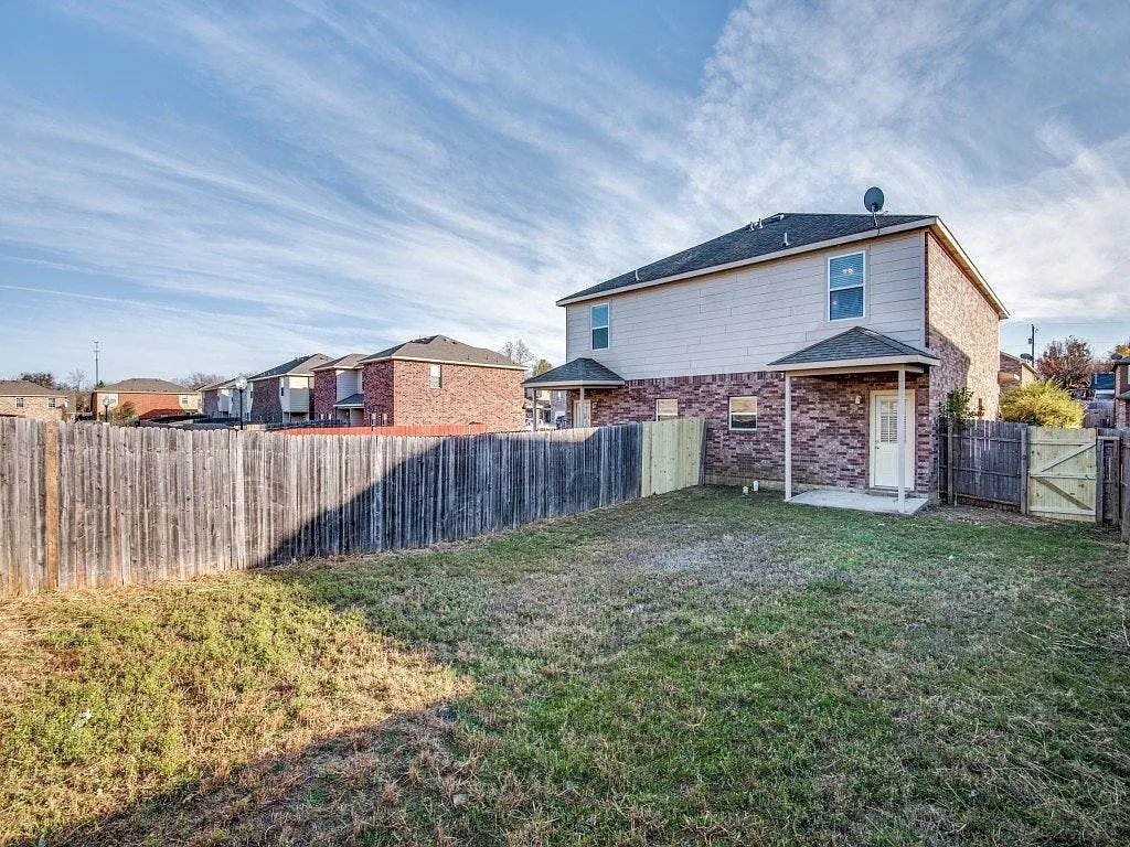 Building Photo - 830 Parkplace Ridge