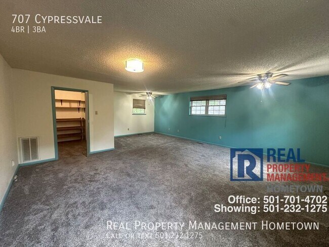 Building Photo - 707 Cypressvale-