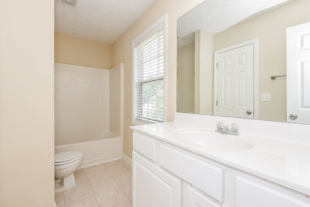 Building Photo - 3057 Heatherbrook Trce