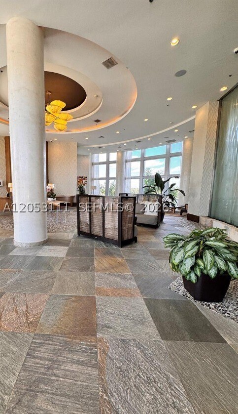 Building Photo - 2681 N Flamingo Rd