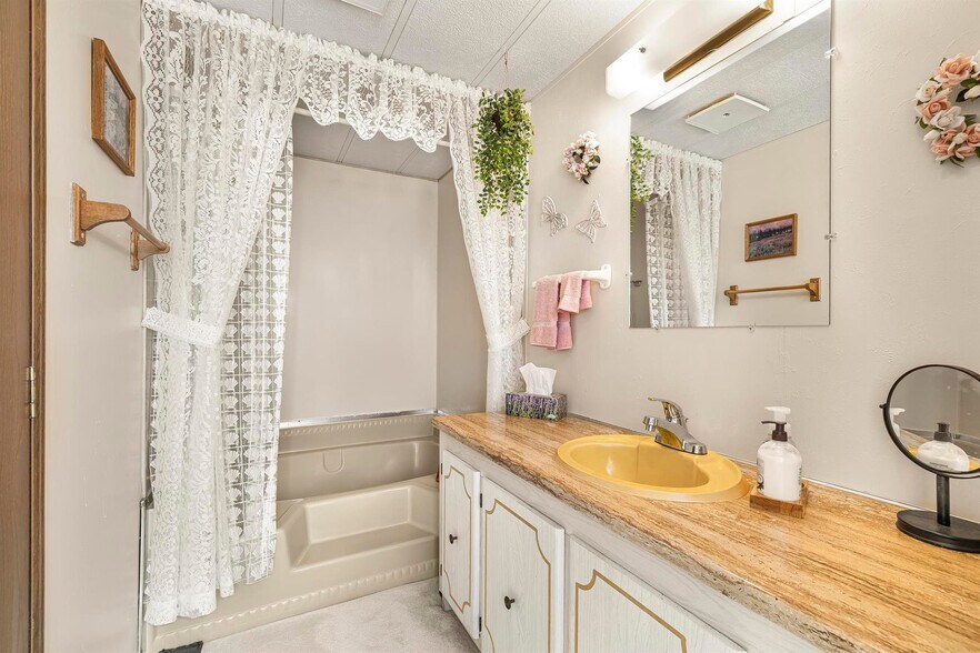 Building Photo - 160 Palisades Park Rd