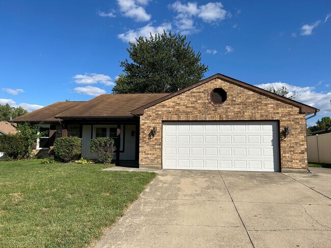 Building Photo - 8978 Gardengate Dr