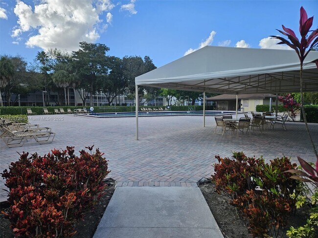 Building Photo - 1501 SW 134th Way