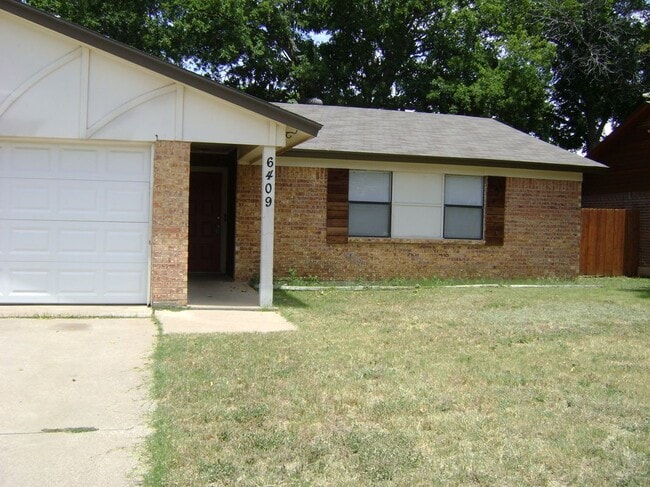 Building Photo - 6409 Macarthur Dr