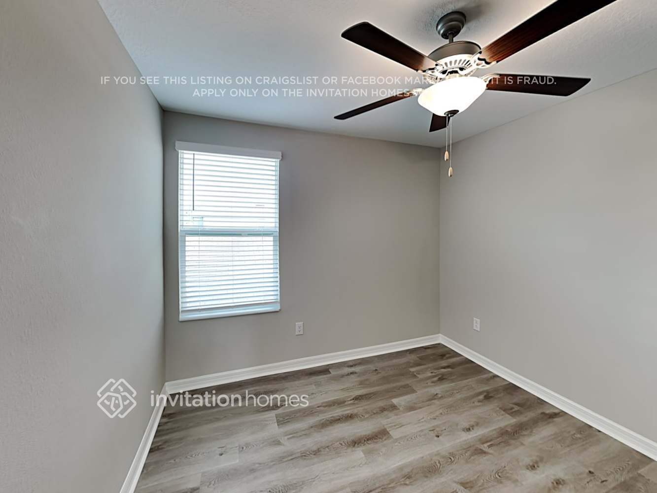 Building Photo - 10355 Blue Plume Ct