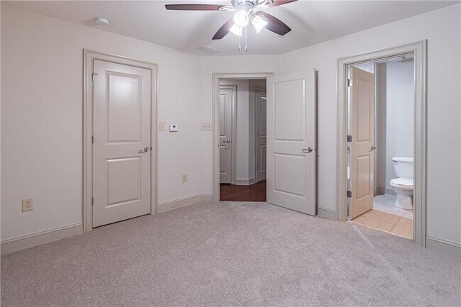Building Photo - 1192 Lavista Cir NE