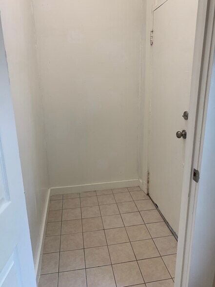 Building Photo - 45 Union St