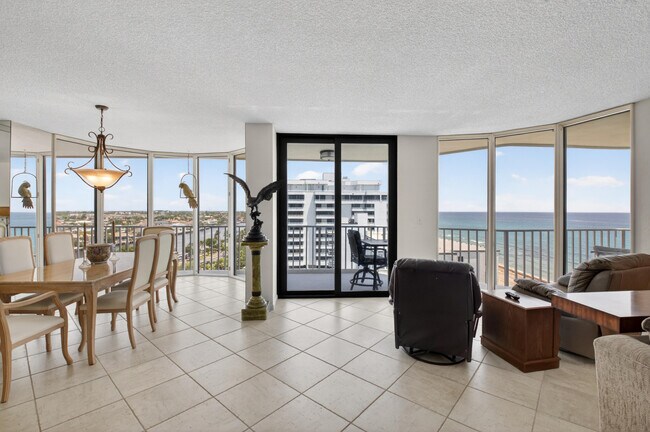 Building Photo - 2917 S Ocean Blvd