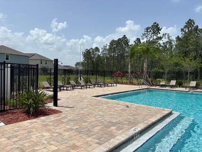 Building Photo - Beautiful Updated Home