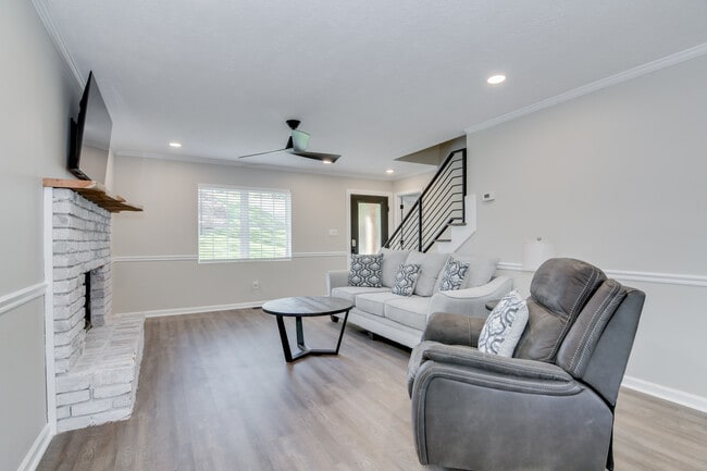 Building Photo - 4227 Waylon Dr