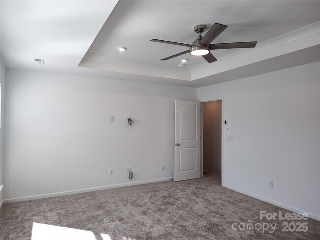 Building Photo - 10033 Guardian Dr