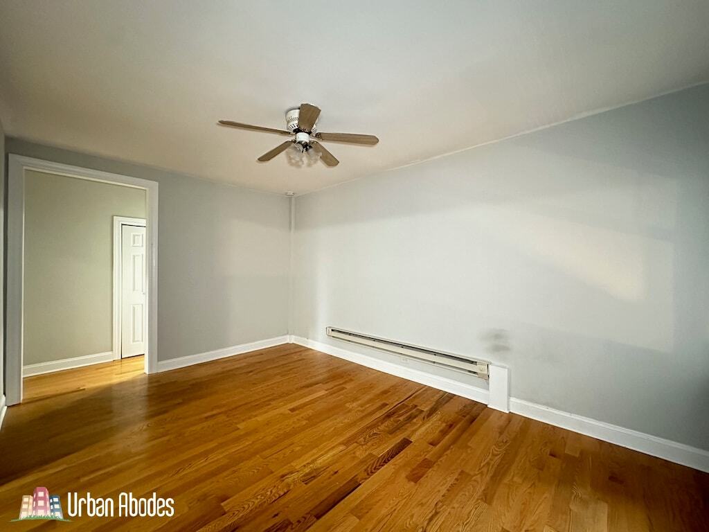 Building Photo - 3731 N Pine Grove Ave