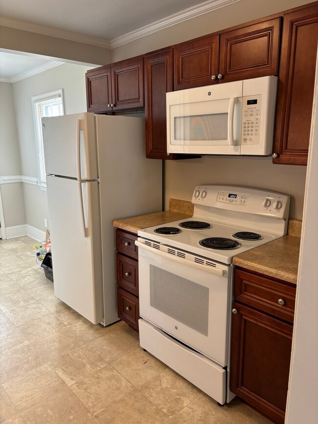Building Photo - 106 Willborough Ave