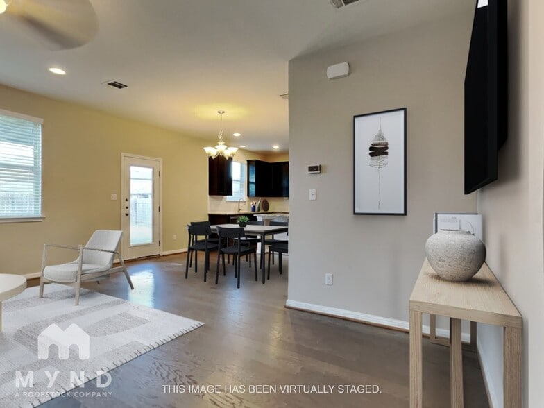 Building Photo - 125 Kavanaugh St