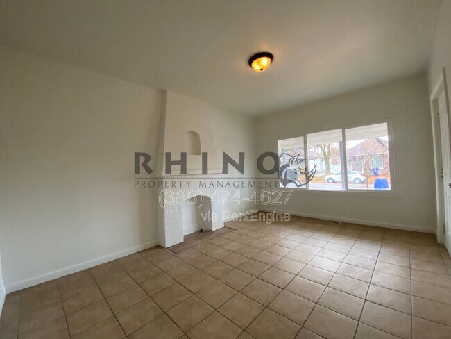 Building Photo - 926 Binford St
