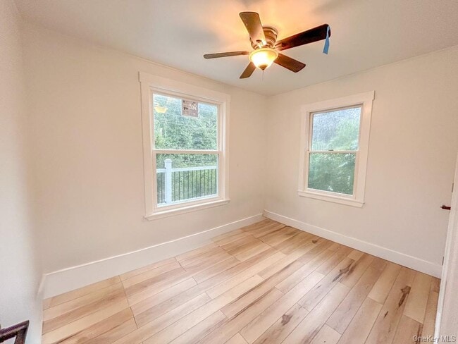 Building Photo - 765 Meadow Rd