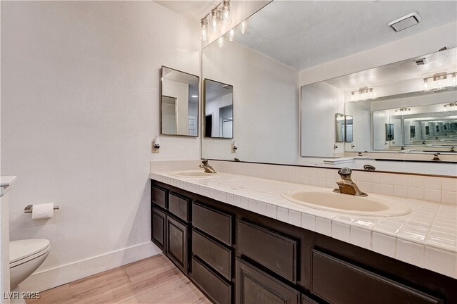 Building Photo - 618 Cervantes Dr