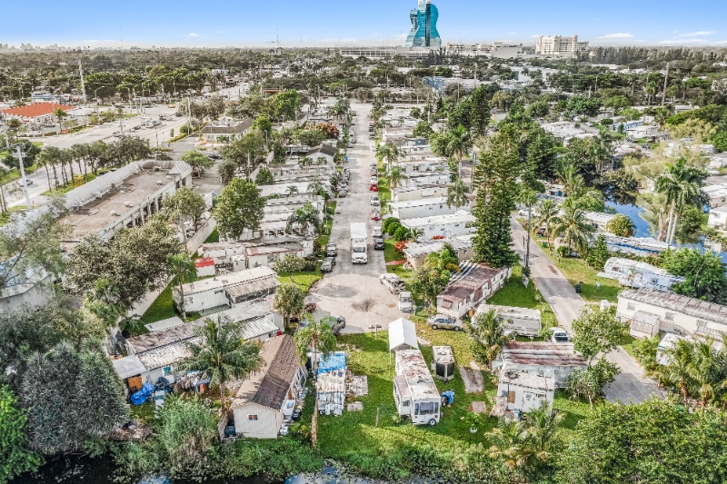 Building Photo - 4732 SW 46th Ln