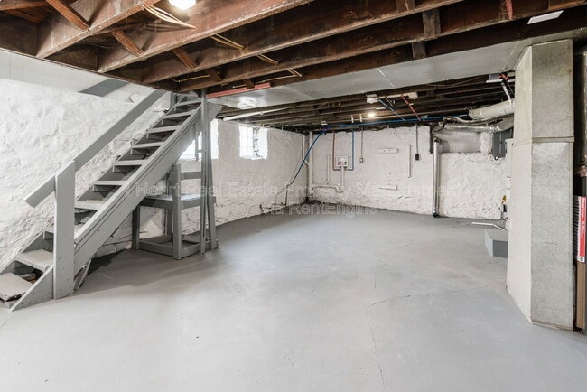 Building Photo - 24 S Princeton Ave