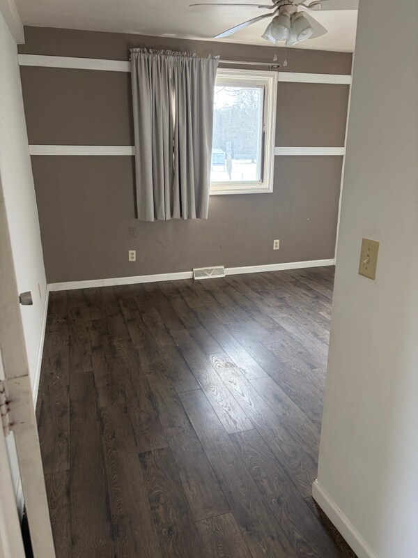 Building Photo - 36564 Bismark Rd