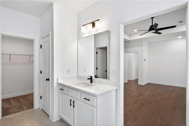 Building Photo - 395 Tillman Pass