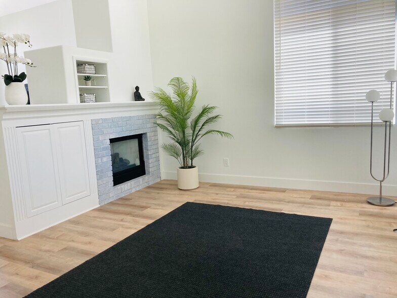 Building Photo - 23808 Woodpark Ct