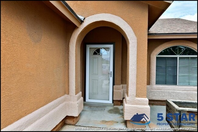 Building Photo - 3 bedroom in El Paso TX 79934