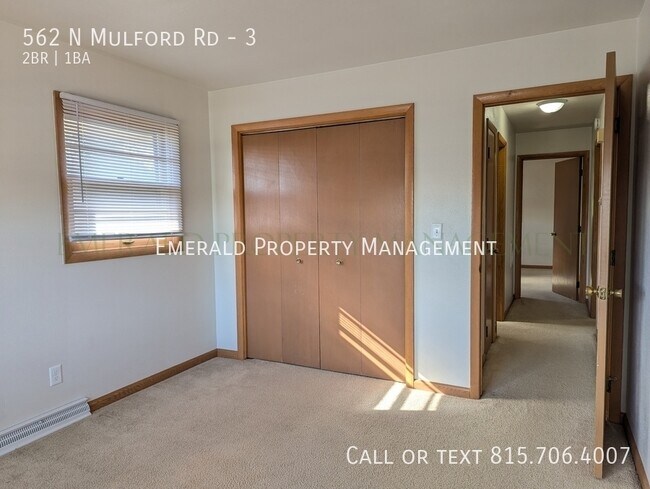 Building Photo - 562 N Mulford Rd