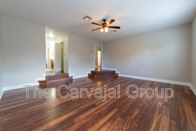 Building Photo - 13321 Moss Park Ridge Dr