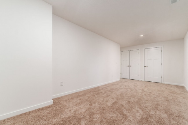 Building Photo - 144 Dusky Willow Dr