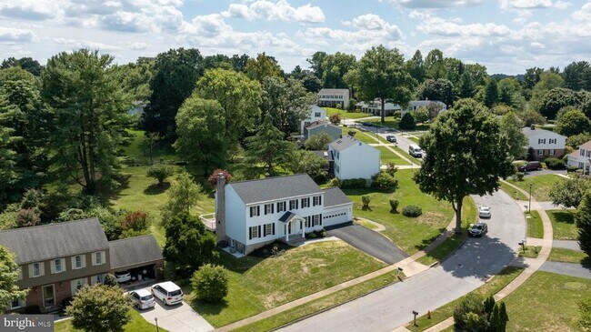 Building Photo - 1213 Clearfield Cir