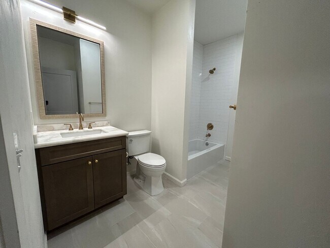 Building Photo - Beautiful Home in Newberry