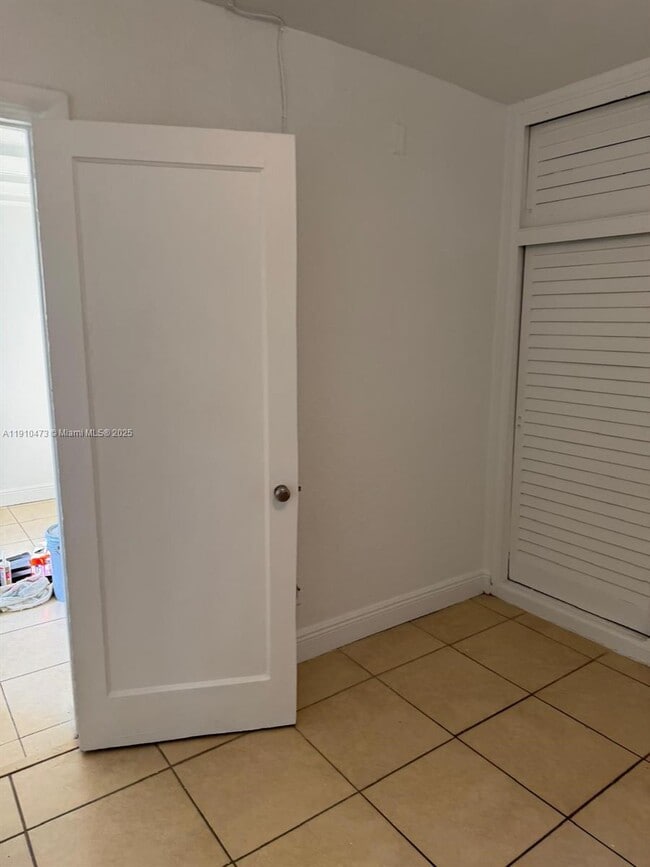 Building Photo - 1820 Funston St