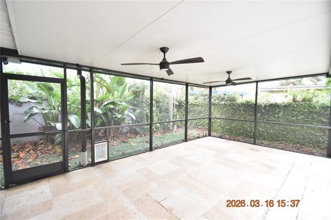 Building Photo - 571 Luzon Ave