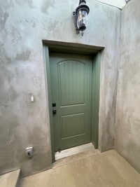 Building Photo - Italian Villages | 1-Bedroom, 1-Bath Basement (End Unit)