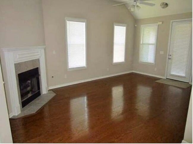 Building Photo - 1220 Misty Isle Dr