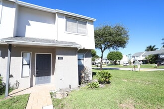 Building Photo - 101 Shoreview Dr