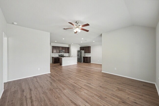 Building Photo - 18287 Woodpecker Trl