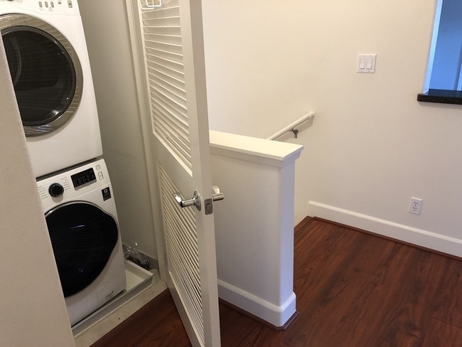 Building Photo - 92-1083 Koio Dr