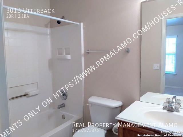 Building Photo - 301B Utterback-