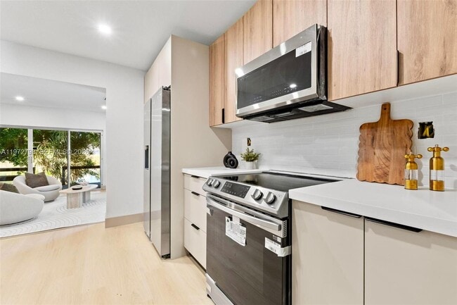 Building Photo - 1905 NW 62nd Terrace