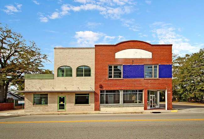 Building Photo - 2000 Reynolds Ave