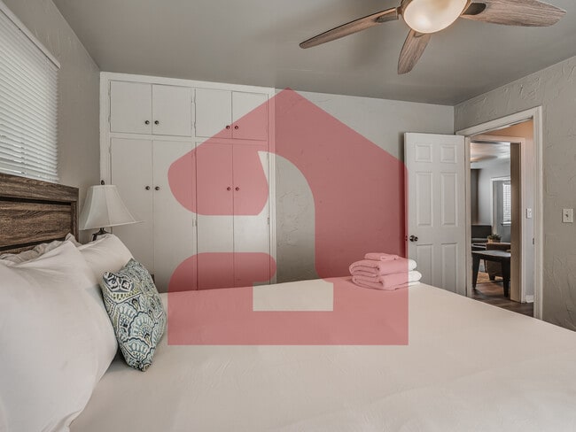 Building Photo - 2926 NW 72nd St