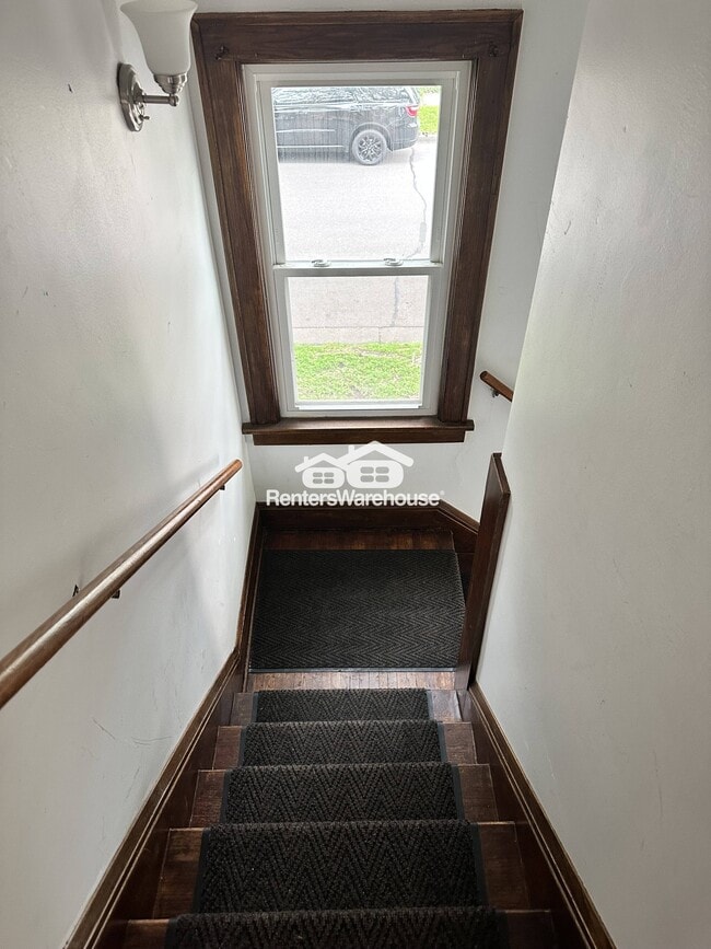 Building Photo - 3700 3rd Ave S