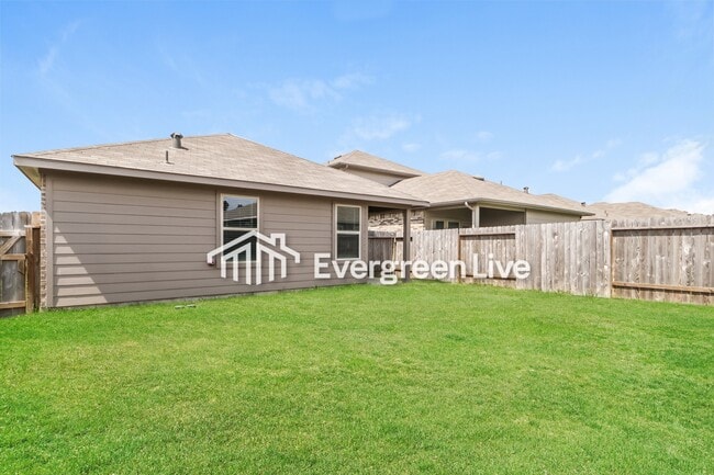 Building Photo - 9913 Gln Brk Ln